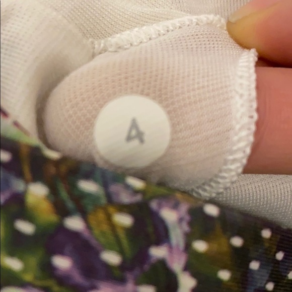 lululemon Running In the City Tank Top size 4 Mesh Green Purple - Picture 3 of 3